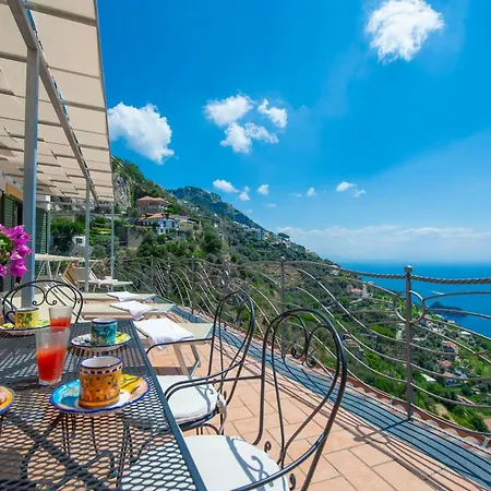 Amalfi Coast L'incanto Apartment *